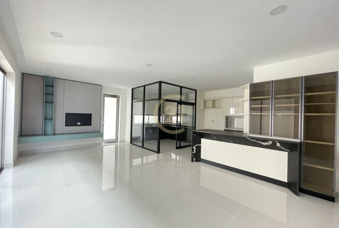Villa for sale in Peng Hout 50M
