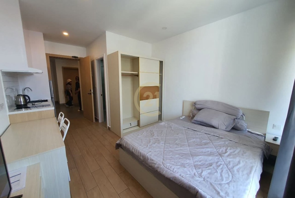 Good Price Studio Condo For Rent at 7 Makara
