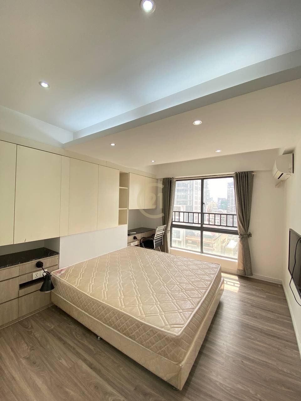COZY ONE BEDROOM FOR RENT