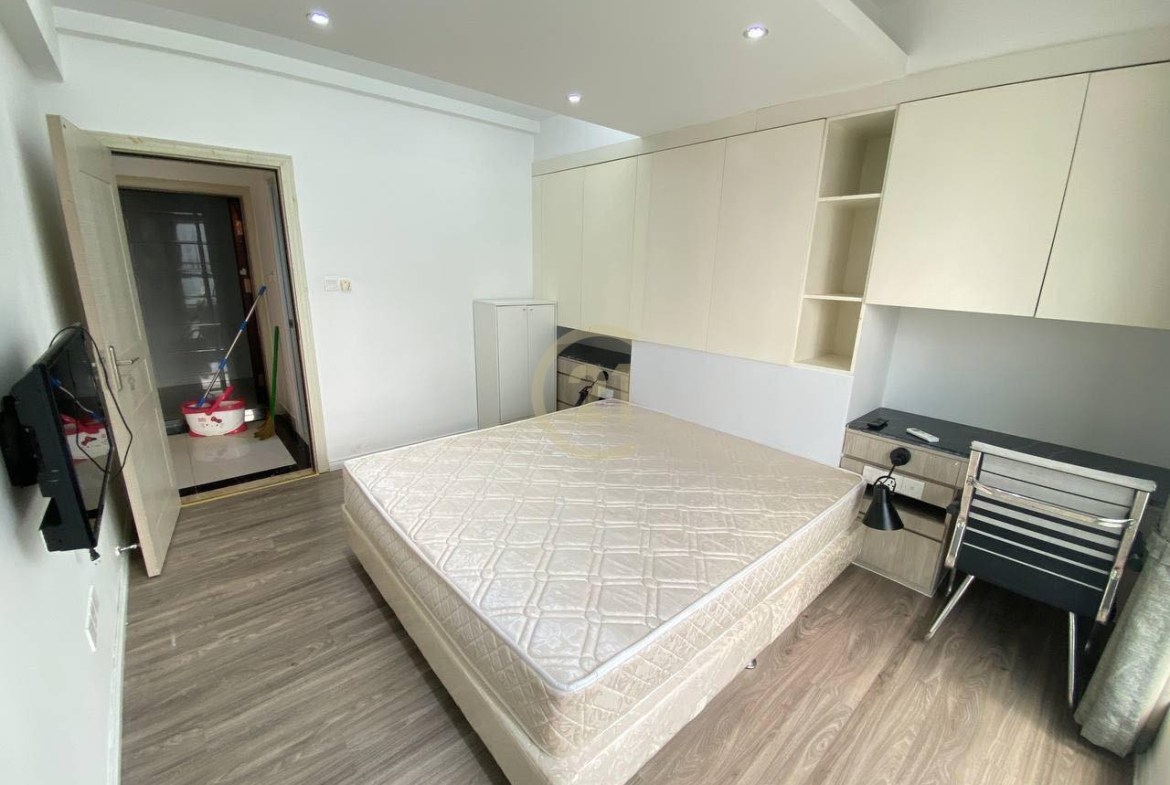 COZY ONE BEDROOM FOR RENT