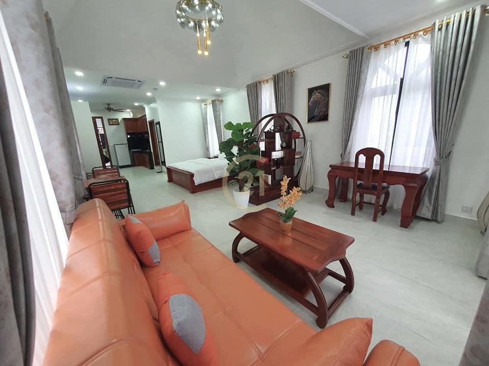 Penthouse Studio Room For Rent at BKK1