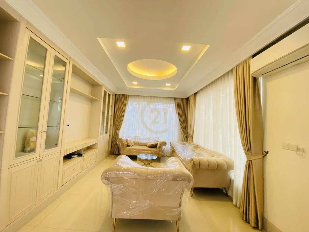 Villa for rent in Peng hout Berng Snao