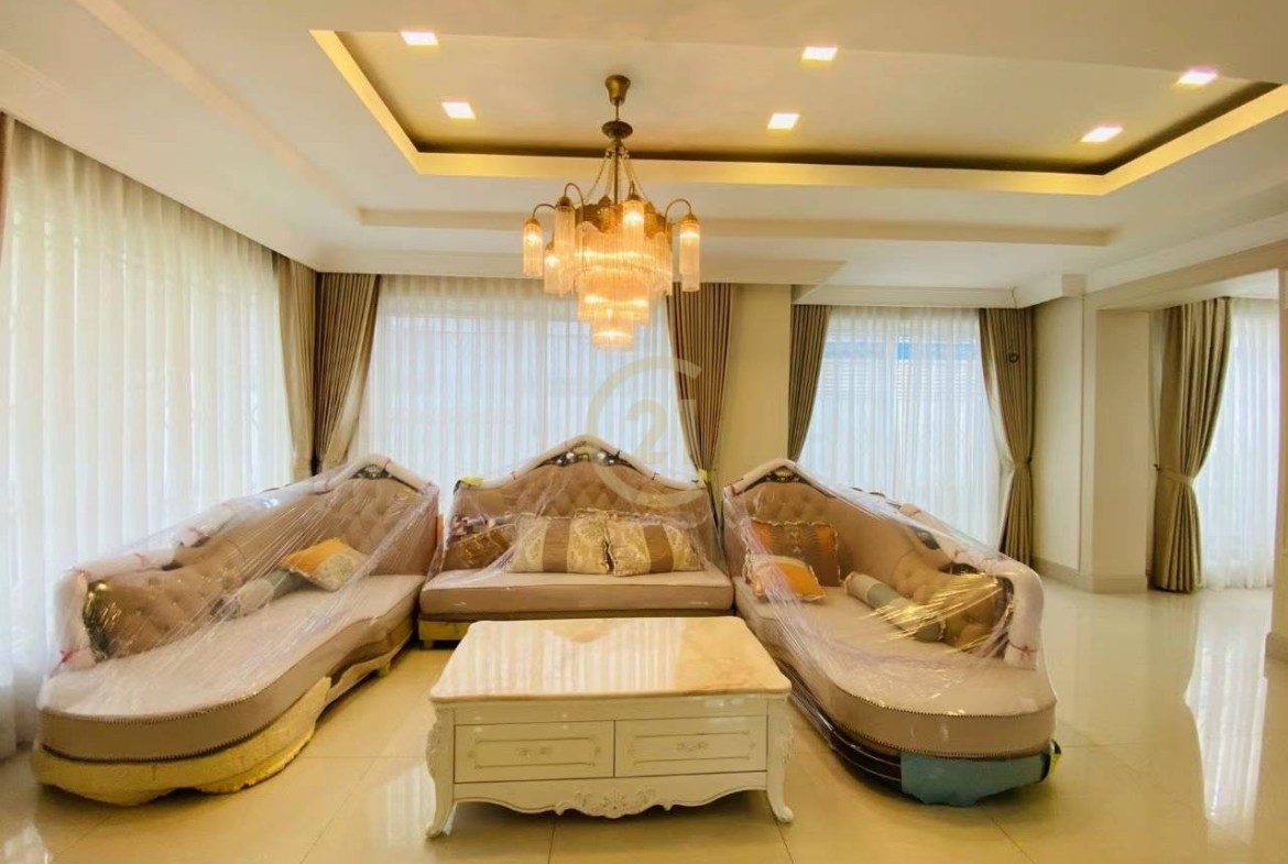 Villa for rent in Peng hout Berng Snao