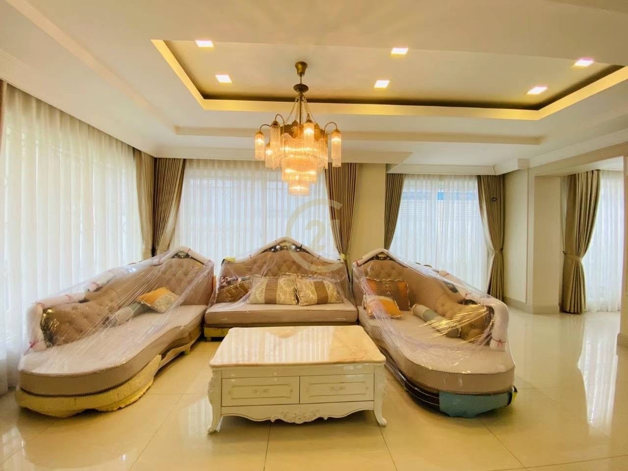 Villa for rent in Peng hout Berng Snao