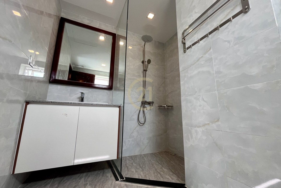 Luxury Studio Room for Rent | BKK1 – Prime Location