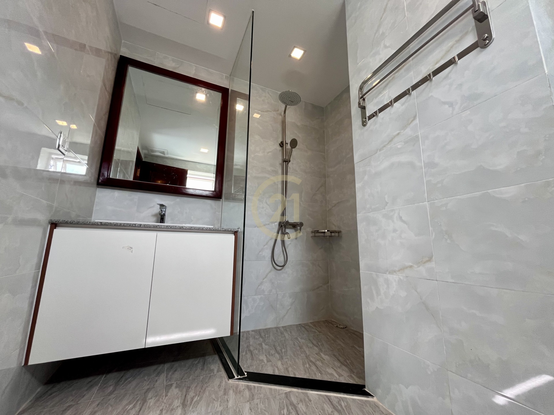 Luxury Studio Room for Rent | BKK1 – Prime Location