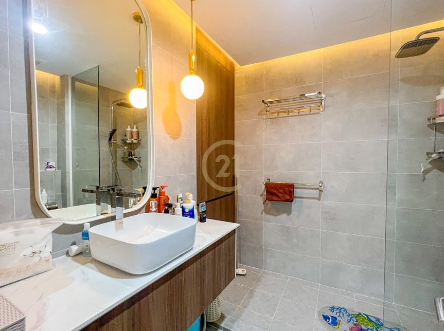 Screenshot 2024-12-19 150818 Lovely Flat House for Sale at | BKK1, Phnom Penh