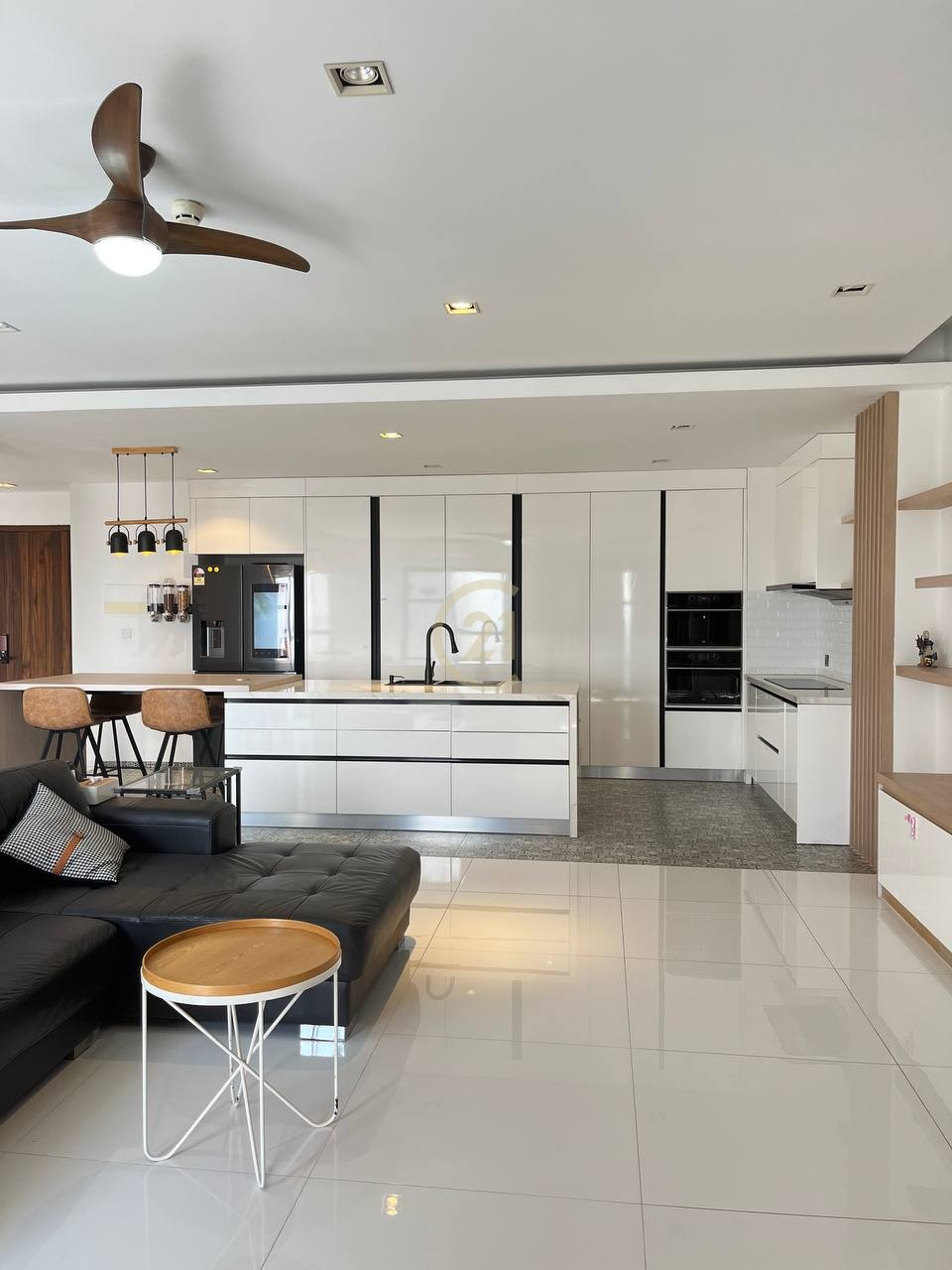 photo_10_2024-12-23_13-53-09 Luxury Penthouse for Rent at | Tonle Bassac, Phnom Penh