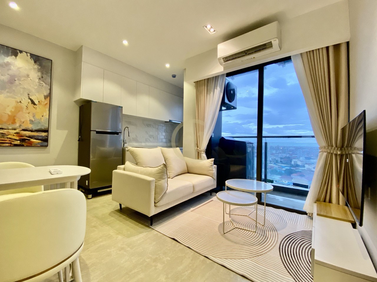Beautiful 2 Bedroom For Rent at Toul Kork