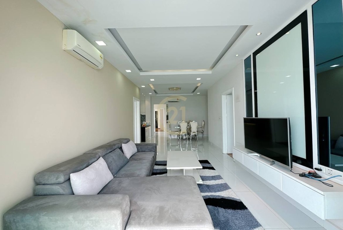 PREMIUM FOUR BEDROOM FOR RENT