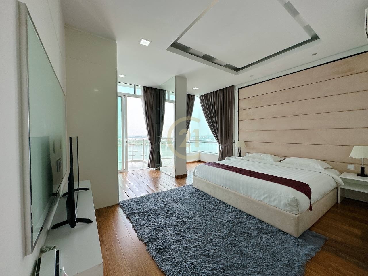 PREMIUM FOUR BEDROOM FOR RENT