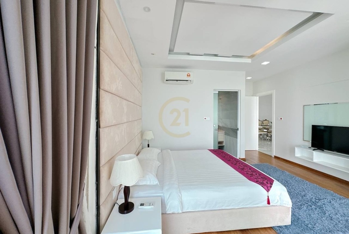 PREMIUM FOUR BEDROOM FOR RENT