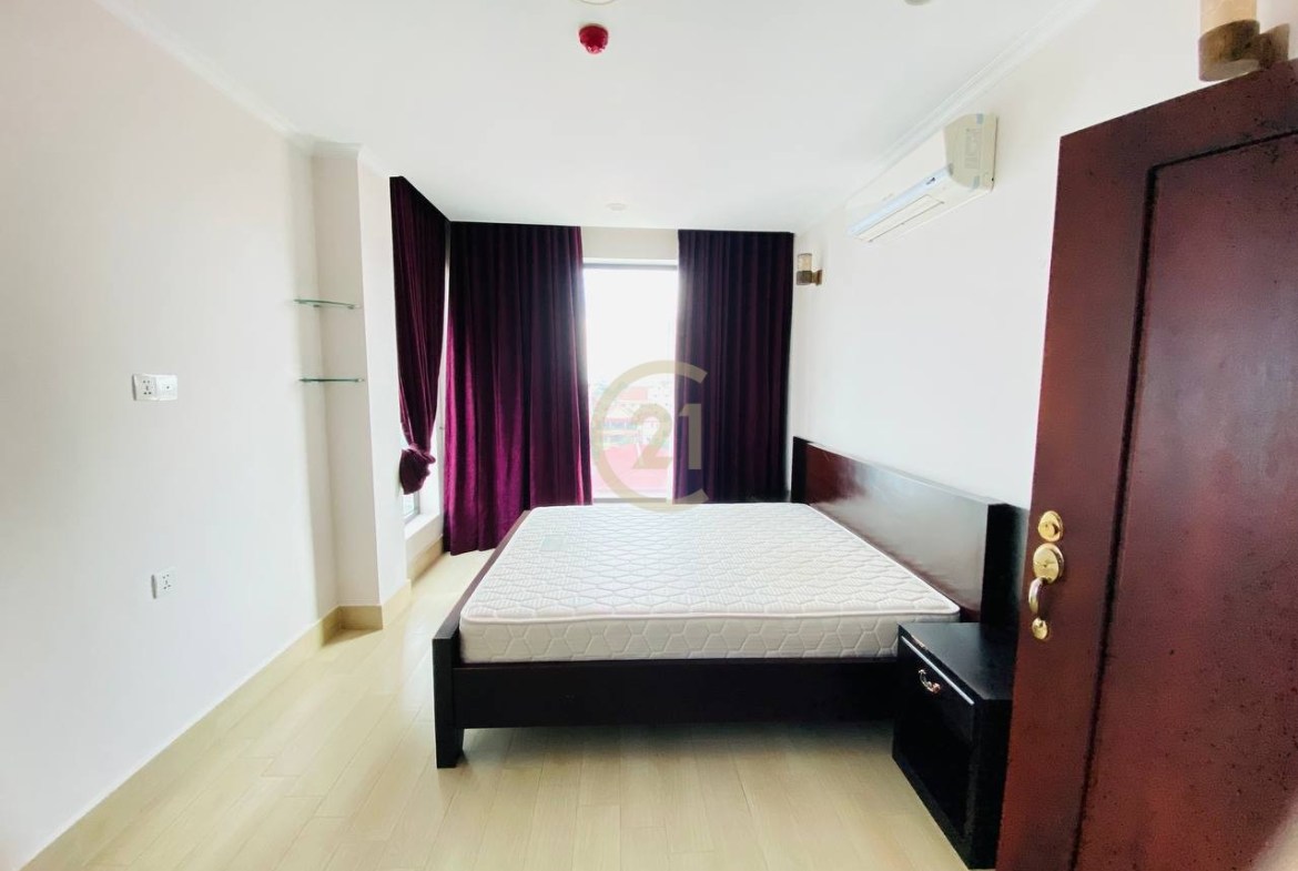 Biggest One Bedroom for rent at Berng Tabek
