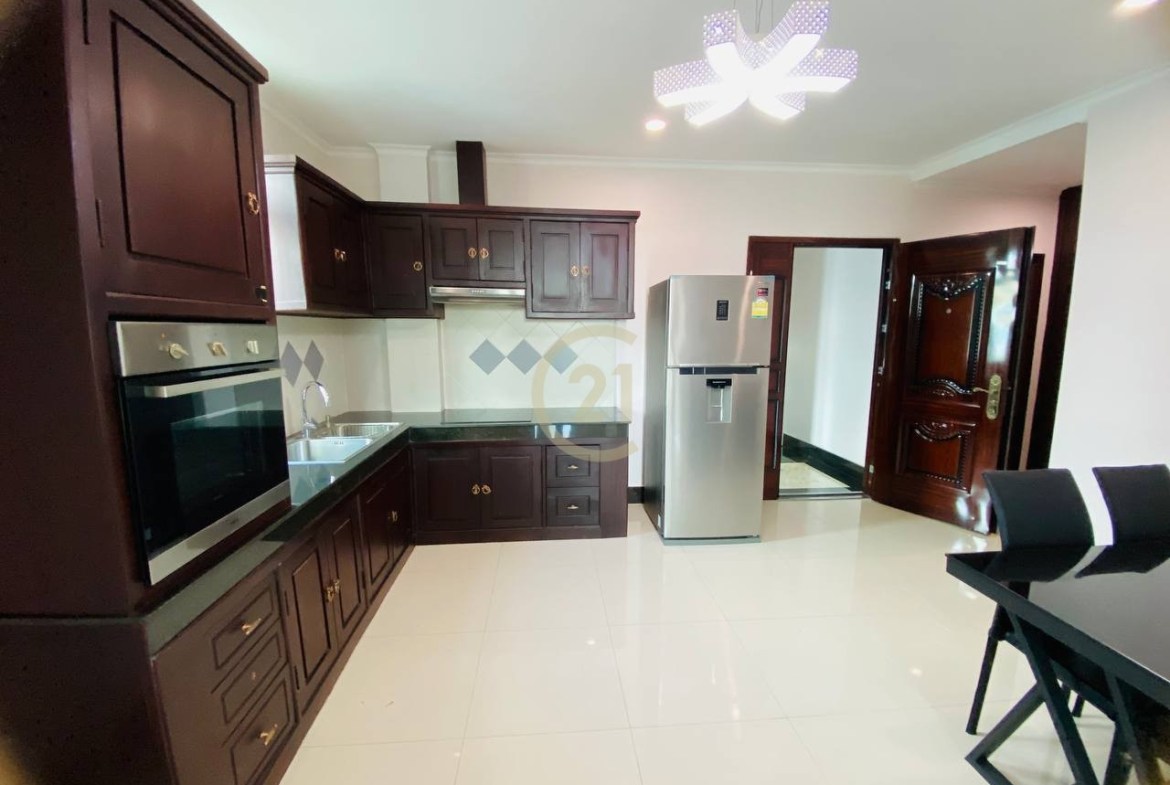 Biggest One Bedroom for rent at Berng Tabek