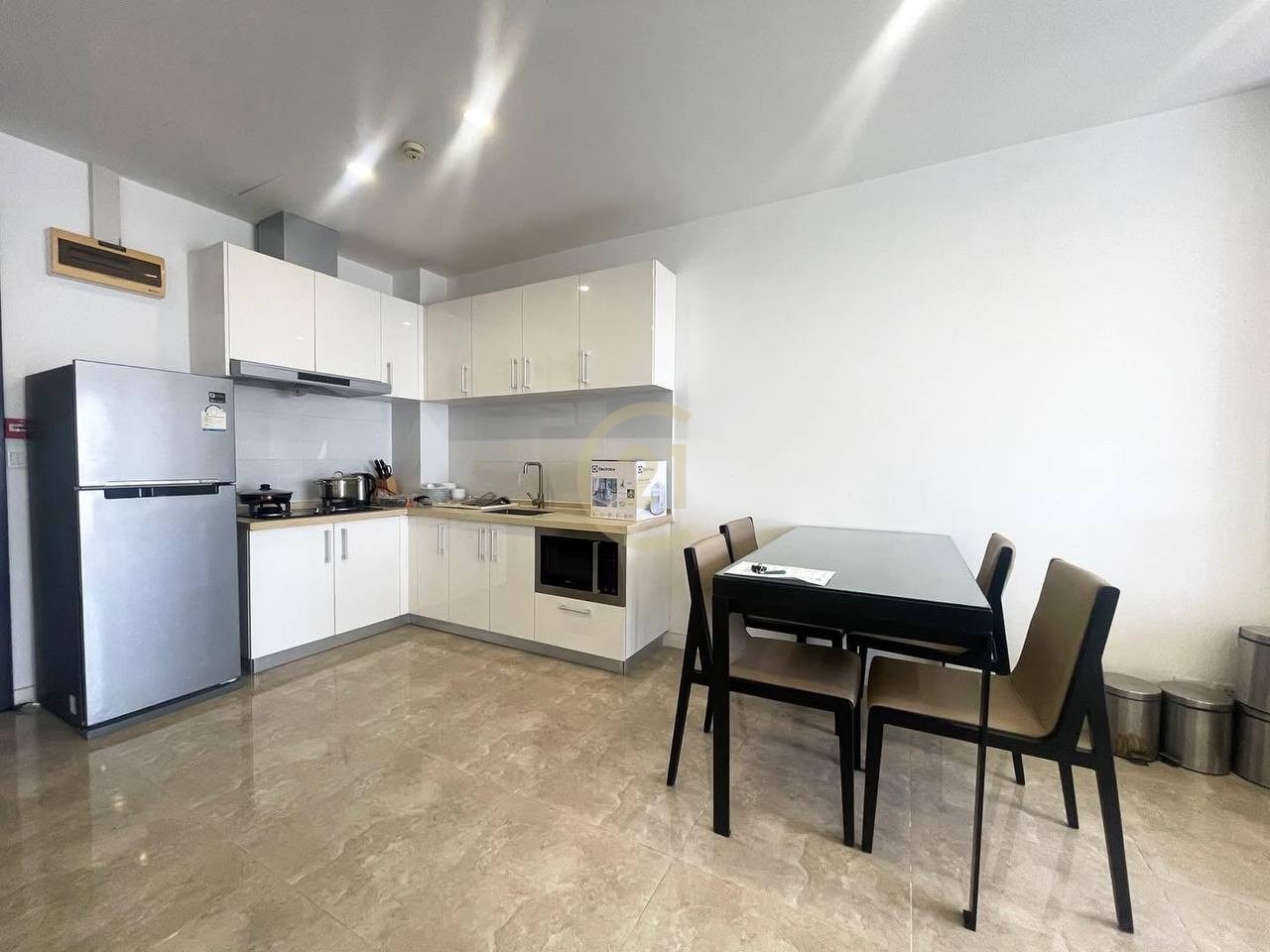 photo_2024-12-06_22-03-05