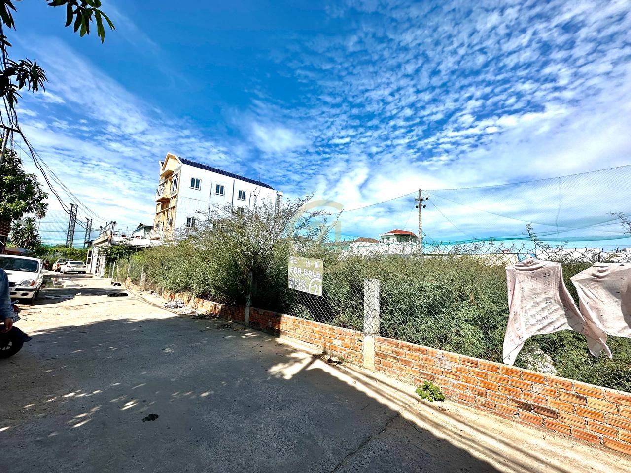 LAND FOR SALE UNDER MARKET PRICE