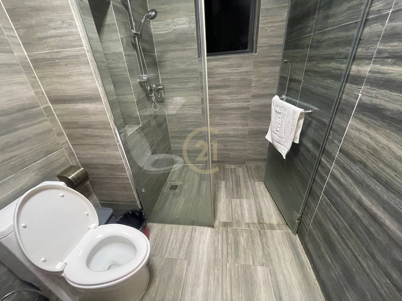 Skyline One Bedroom for rent on 34 Floor