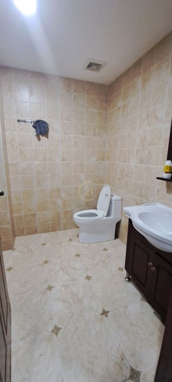 MODERN ONE BEDROOM FOR RENT