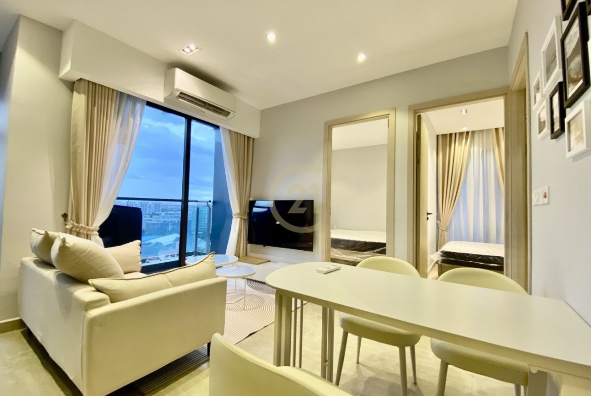 Beautiful 2 Bedroom For Rent at Toul Kork