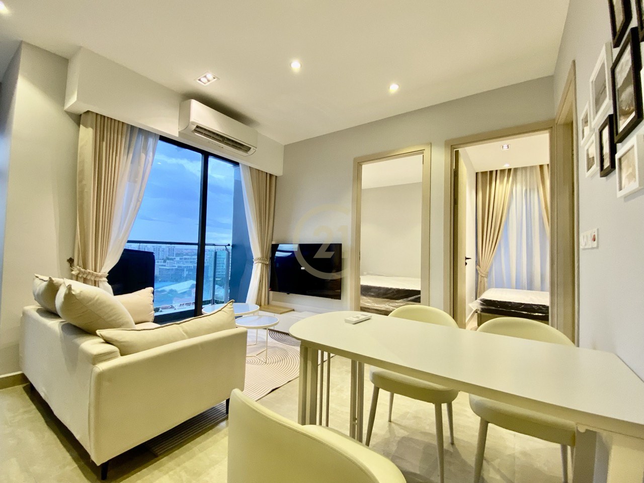 Beautiful 2 Bedroom For Rent at Toul Kork