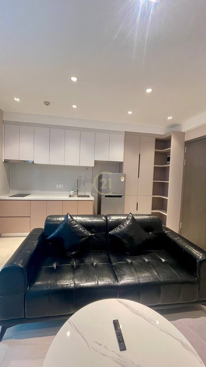 1 Bedroom Condo For Rent at Time Square 3