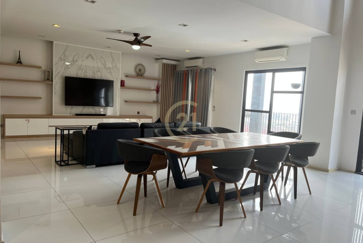 Luxury Penthouse for Rent at | Tonle Bassac, Phnom Penh