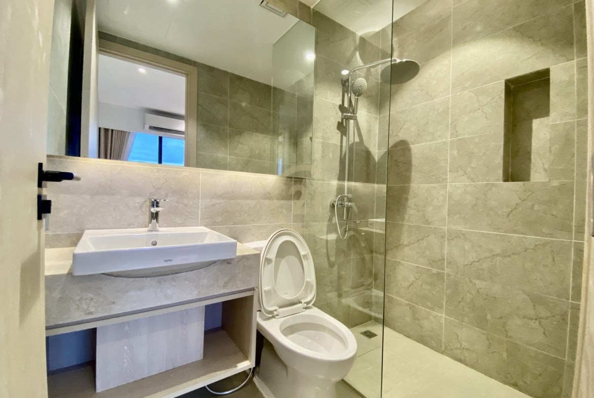 Beautiful 2 Bedroom For Rent at Toul Kork