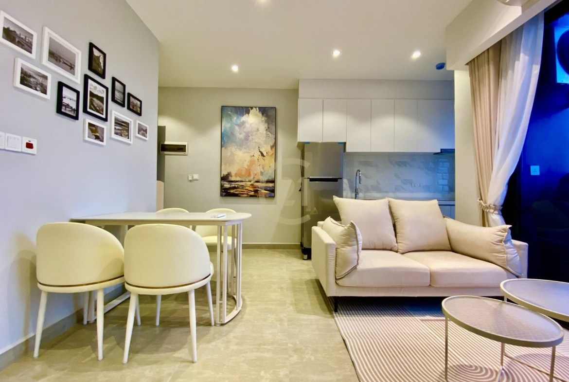 Beautiful 2 Bedroom For Rent at Toul Kork
