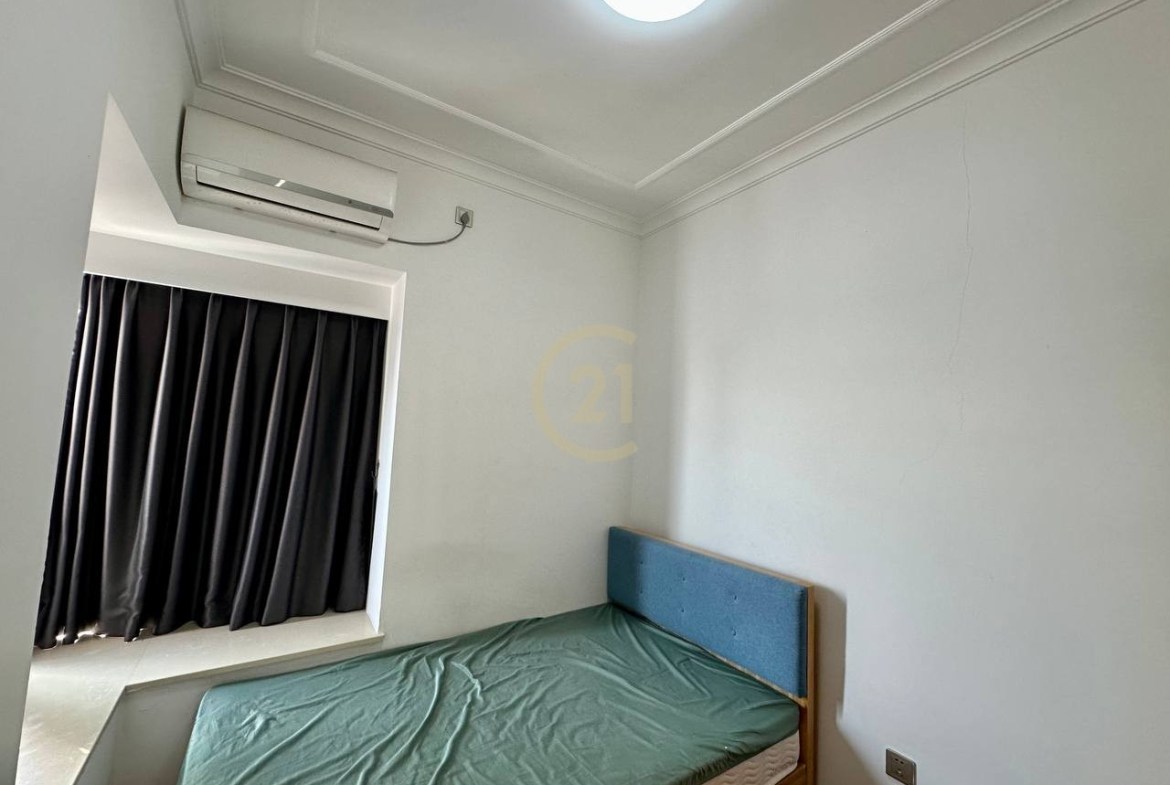 Special Price 2 Bedroom For Rent at R&F