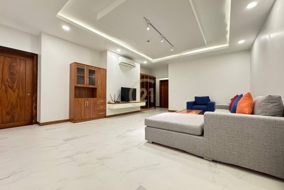 Big Three Bedroom For Rent At Tonle Bassac