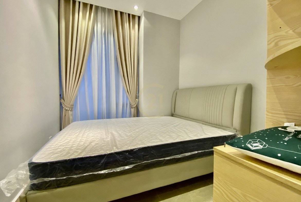 Beautiful 2 Bedroom For Rent at Toul Kork