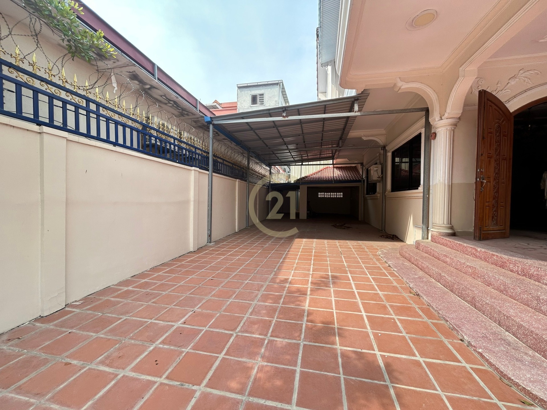 142DAD67-C608-4072-94E6-E7483D09C97B Spacious 6-Bedroom Villa with Luxurious Amenities in Toul Kork