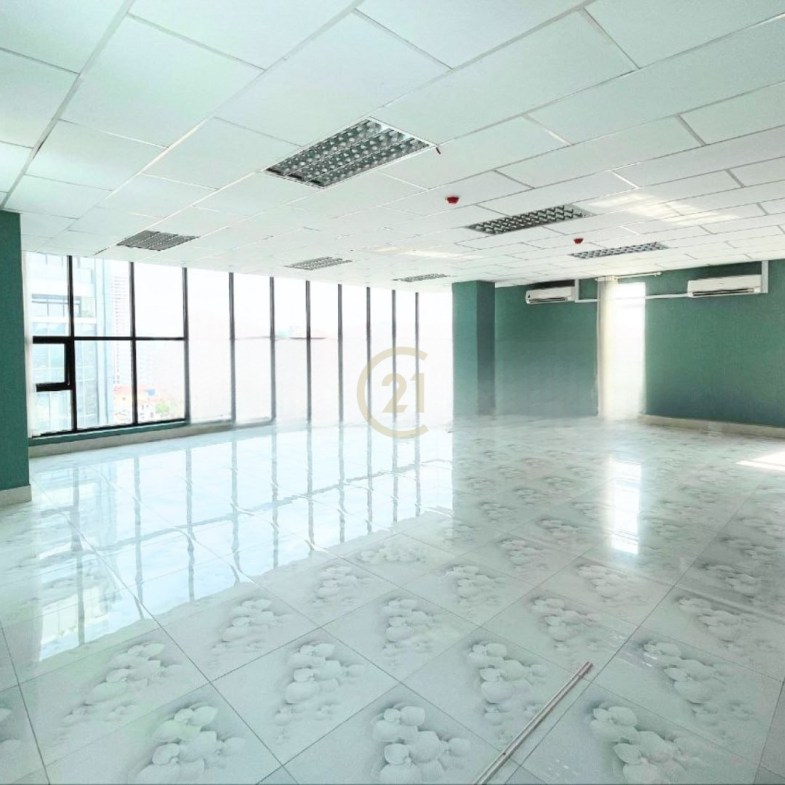 Building for sale in Bkk3