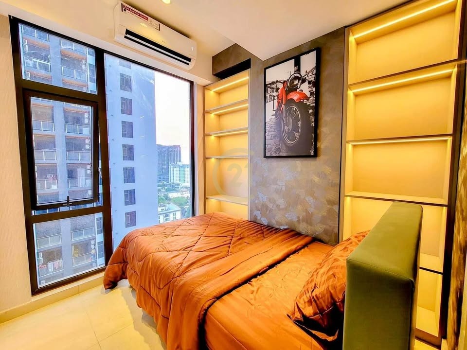 PRECIOUS THREE BEDROOM FOR RENT
