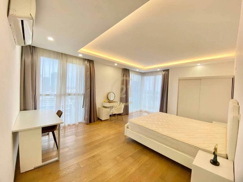 SPECIOUS FOUR BEDROOM FOR RENT
