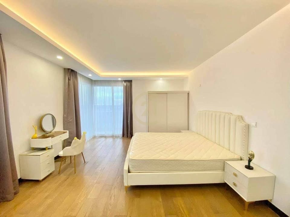 SPECIOUS FOUR BEDROOM FOR RENT