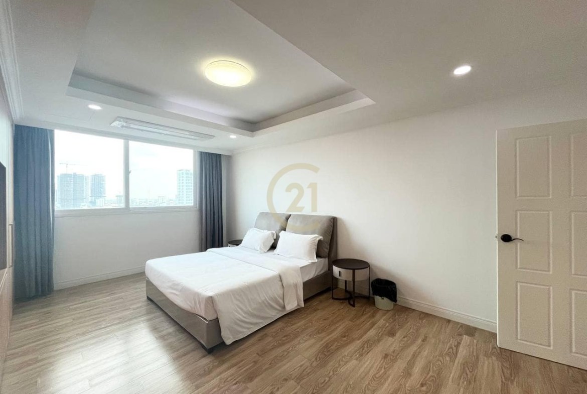 LUXURIOUS TWO BEDROOM FOR RENT