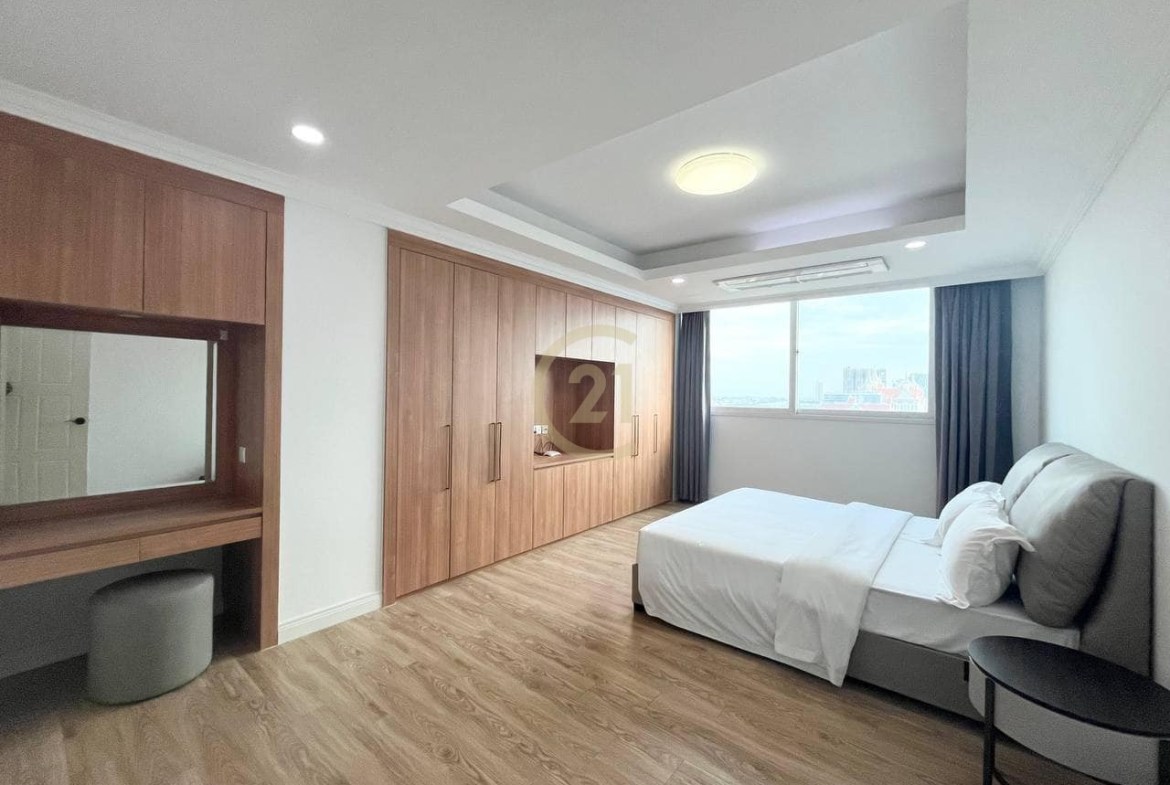LUXURIOUS TWO BEDROOM FOR RENT