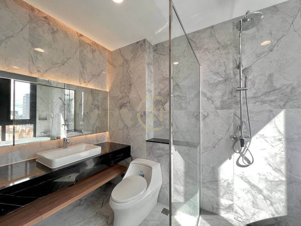 PREMIUM THREE BEDROOM FOR RENT