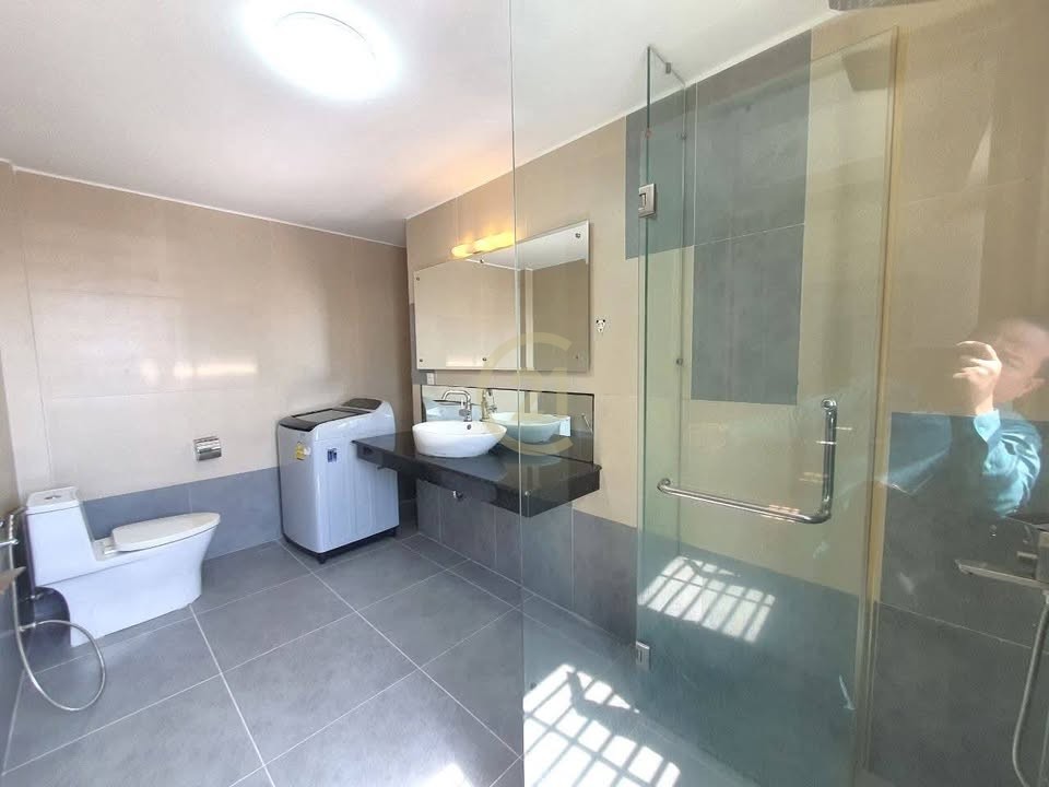 CLASSIC ONE BEDROOM FOR RENT