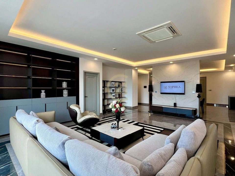 PREMIUM THREE BEDROOM FOR RENT