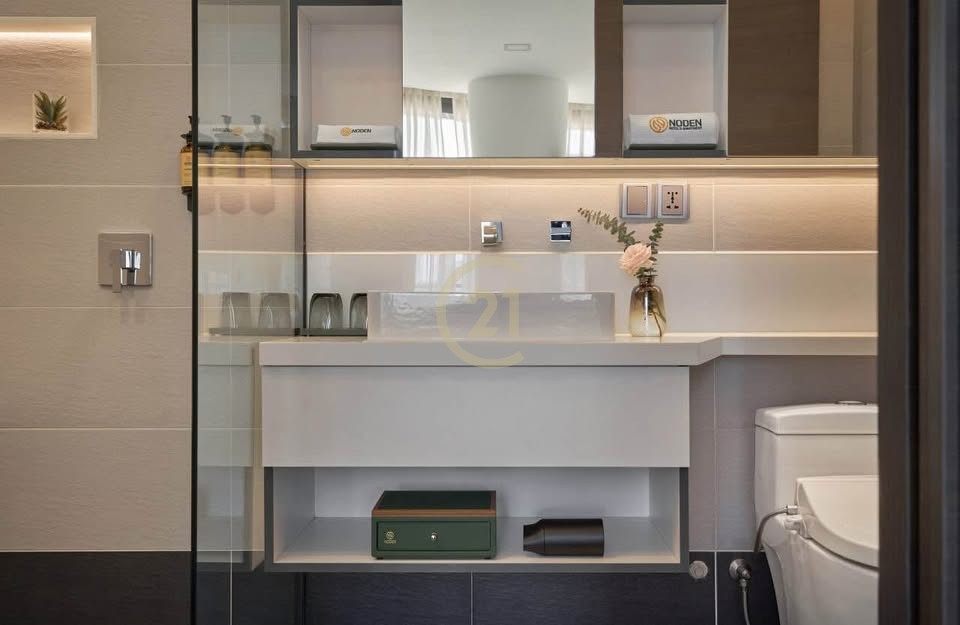 PRECIOUS THREE BEDROOM FOR RENT