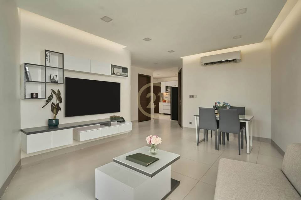PRECIOUS THREE BEDROOM FOR RENT