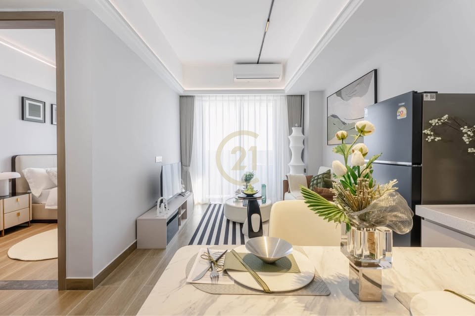 VINTAGE TWO BEDROOM FOR RENT