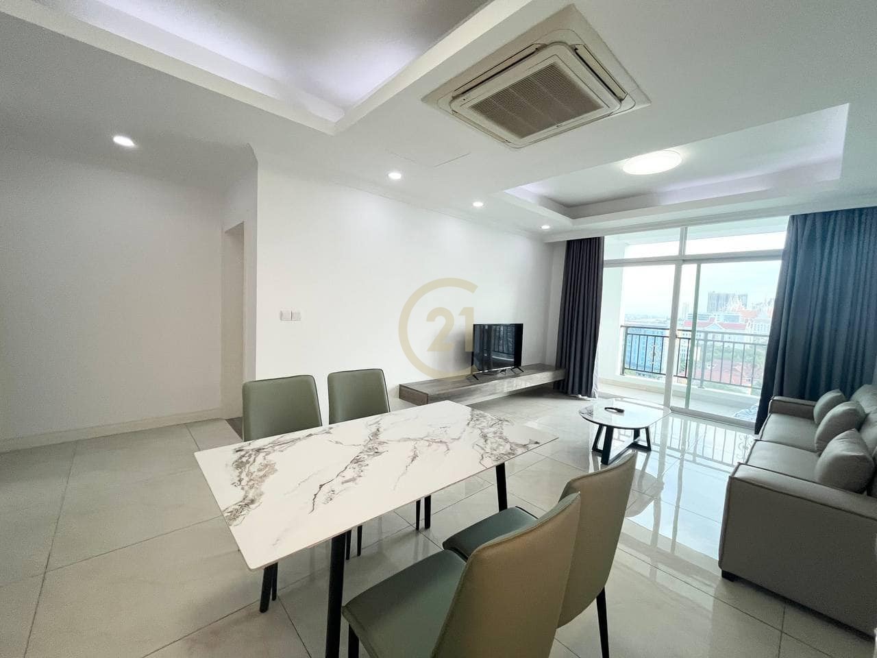 LUXURIOUS TWO BEDROOM FOR RENT