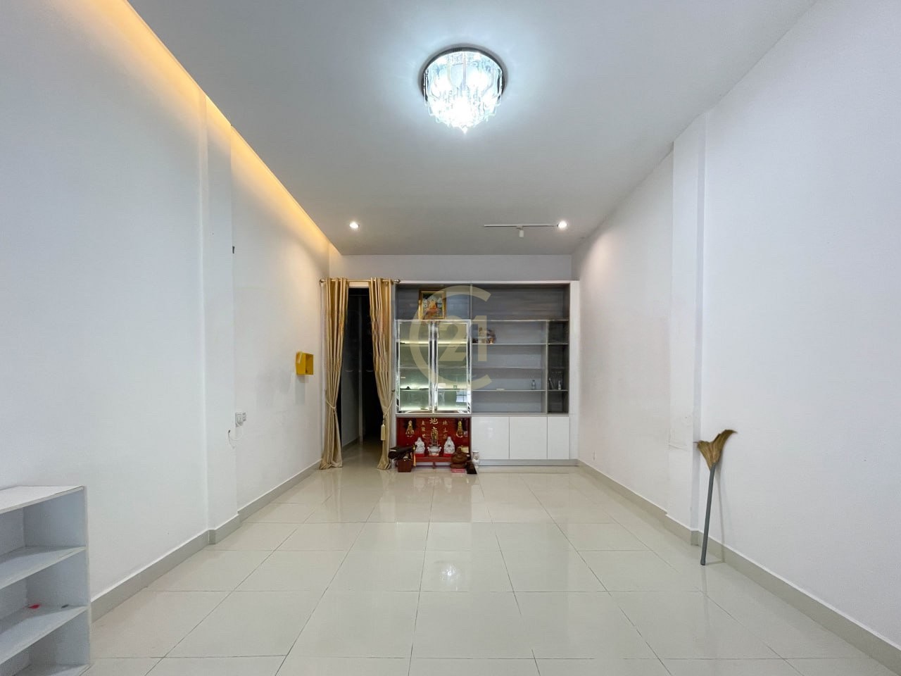 Flat house for sale in Peng Hout Berng Snaor