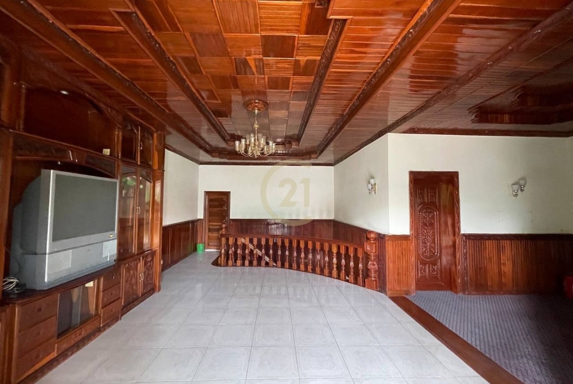 Modern Villa for Rent in Toul Kork – Spacious and Fully Furnished