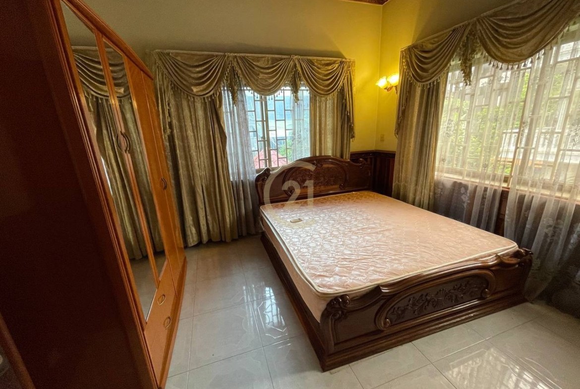Modern Villa for Rent in Toul Kork – Spacious and Fully Furnished