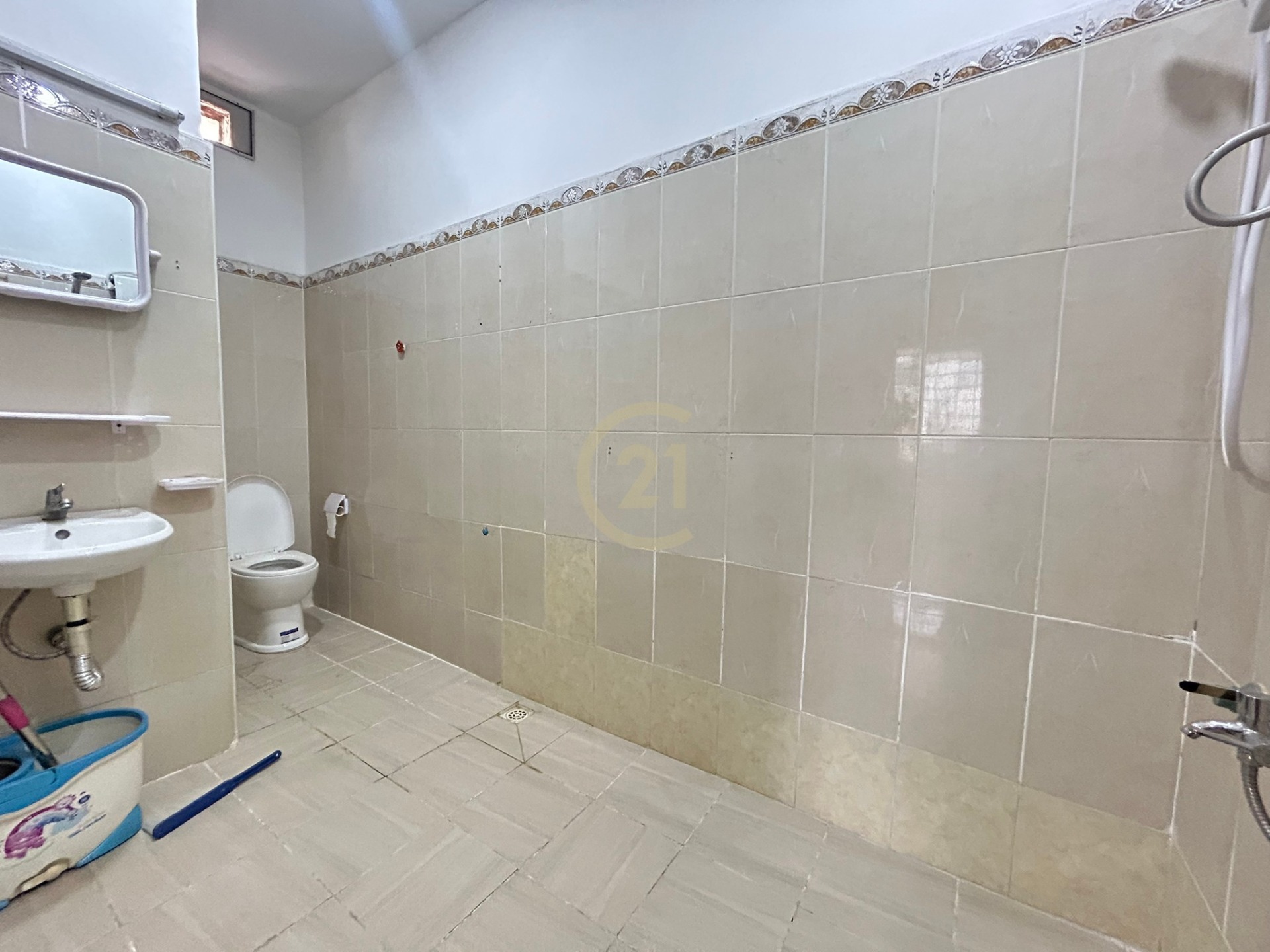 AB8173DC-D6F7-4CC7-A93C-FD16EFA00864 Spacious 6-Bedroom Villa with Luxurious Amenities in Toul Kork