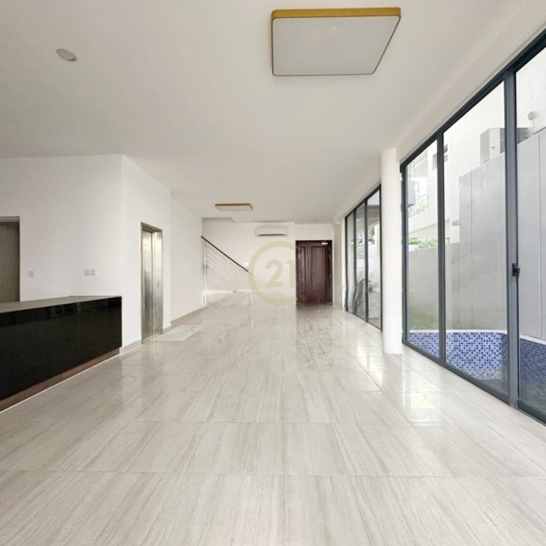 Villa for sale near Peng Hout Berng Snaor